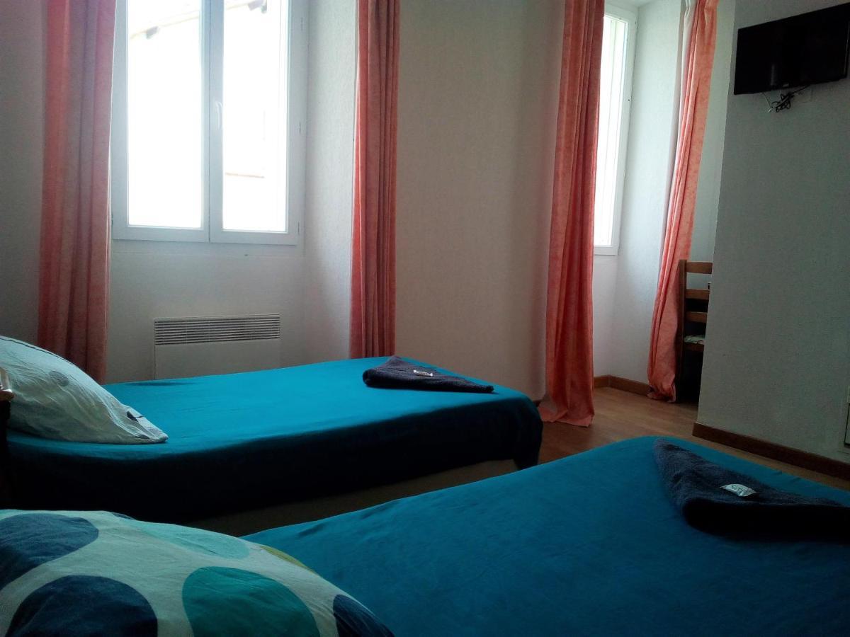 Le Relais Des Cavaliers Hotel Villeneuve-d'Entraunes Exterior photo